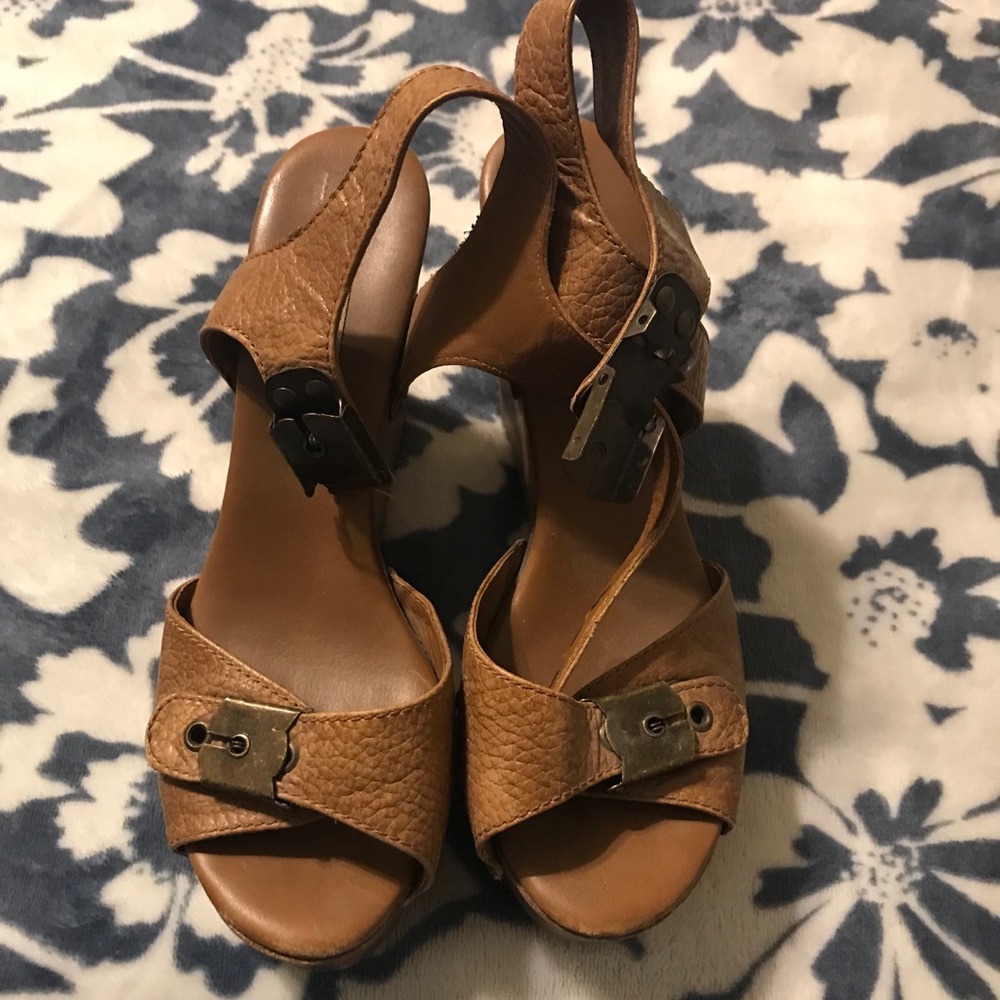 Tan Zara wedges